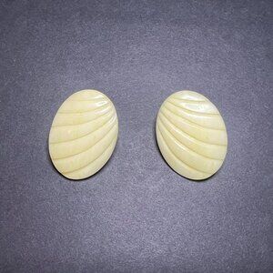 Vintage Ivory Cream Colored Oval Carved Bone Stud Statement Earrings 1.5"